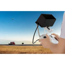 PGYTECH Monitor Hood For IPhone - DronePoint Canada -DJI Store 1533215709 IMG 1039619