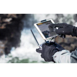 PGYTECH Photography Gloves - DronePoint Canada -DJI Store 1545926015 IMG 1116965