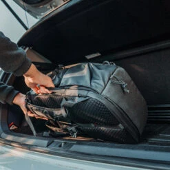 PGYTECH OneMo Backpack 25L & Shoulder Bag - DronePoint Canada -DJI Store 1576513821 IMG 1290933