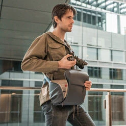 PGYTECH OneGo Shoulder Bag (10L, Obsidian Black) - DronePoint Canada -DJI Store 1642590929 IMG 1680590