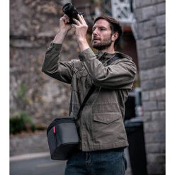 PGYTECH OneMo 2 Backpack (35L, Space Black) - DronePoint Canada -DJI Store 1677677514 IMG 1947674 cb7ebfc4 6f03 41f3 961c b88d93b86a25