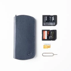 PGYTECH MEMORY CARD WALLET (DEEP NAVY) - DronePoint Canada -DJI Store 3 2000x 6cbefbf0 4291 498e 8983 176dcdd95c23
