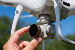 Polar Pro - Phantom 4 Pro Cinema Series 6-Pack (ND4PL, ND8PL, ND16PL, ND4, ND8, ND16) - Dronepointcanada 11 Polar Pro - Phantom 4 Pro Cinema Series 6-Pack (ND4PL, ND8PL, ND16PL, ND4, ND8, ND16) - Dronepointcanada -DJI Store Phantom 4 Pro ND4 PL adjust