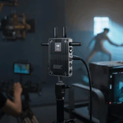 DJI Transmission (Standard Combo) - DronePoint Canada -DJI Store a4d8dfca0fb36581fb35aeba8a8c455a ultra