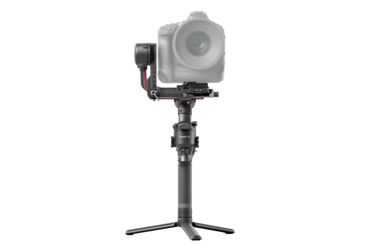 DJI RS 2 Pro Combo - DronePoint Canada 7 DJI RS 2 Pro Combo - DronePoint Canada - Image 5